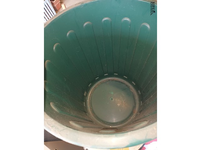 Lot 63 - afvalbak met deksel - afbeelding 3 van  3