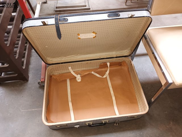 Lot 63 - antieke valies. 2 stuks - afbeelding 3 van  4