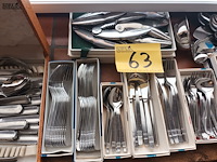Lot 63 - bestek - afbeelding 1 van  6