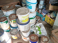 Lot 63 - diverse verven - afbeelding 2 van  4