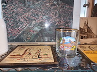 Lot 63 - ieper items. 7 stuks - afbeelding 4 van  5