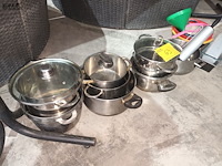 Lot 63 - kookpotten en keukengerei. 18 stuks - afbeelding 2 van  5