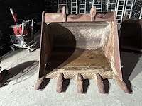 Lot 63 - kraanbak / tandenbak - afbeelding 4 van  4