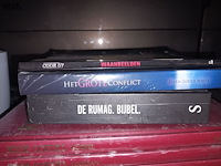 Lot 63 - leesboeken en rooie oortjes - afbeelding 2 van  4