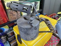 Lot 63 - oude oliekan en soldeerbranders allerlei - afbeelding 5 van  5