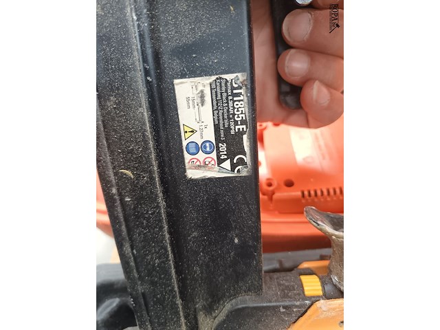Lot 63 - pneumatische tacker bostitch - afbeelding 4 van  4