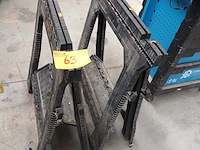 Lot 63 - pvc schragen stanley. 2 stuks - afbeelding 1 van  4