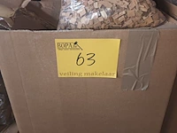 Lot 63 - rookhout snippers kers 1 kg. 20 stuks - afbeelding 3 van  3