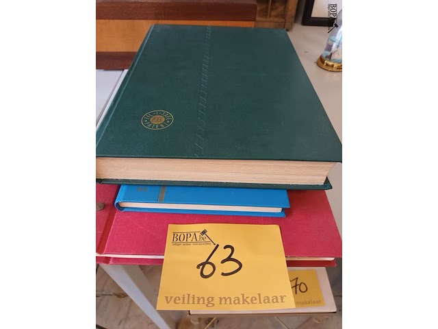 Lot 63 - sigarenbanden. 3 boeken - afbeelding 3 van  3