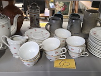 Lot 63 - vintage servies zo goed als compleet - afbeelding 3 van  4