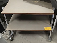 Lot 63 - vintage (stereo) meubel - afbeelding 1 van  3