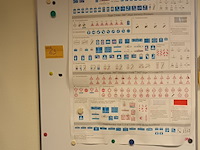 Lot 63 - whiteboard - afbeelding 1 van  1