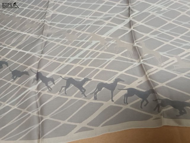 Lot 63 - zijden sjaal trussardi - afbeelding 3 van  5