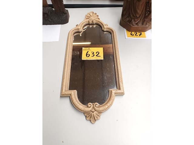 Lot 632 - spiegel - afbeelding 1 van  3