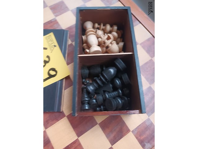 Lot 639 - schaakbord - afbeelding 3 van  3