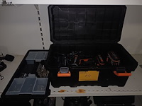 Lot 64 - accu schroevendraaier worx in koffer - afbeelding 5 van  5