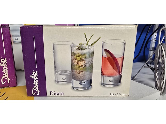 Lot 64 - apero glaasjes en schaaltjes - afbeelding 3 van  5