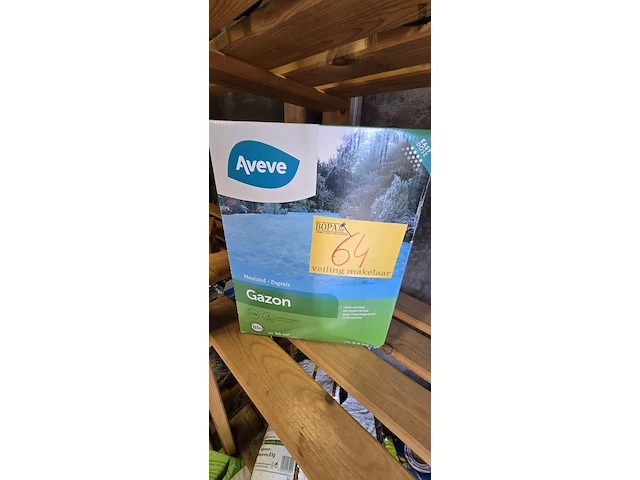 Lot 64 - gazonmeststof aveve - afbeelding 1 van  3