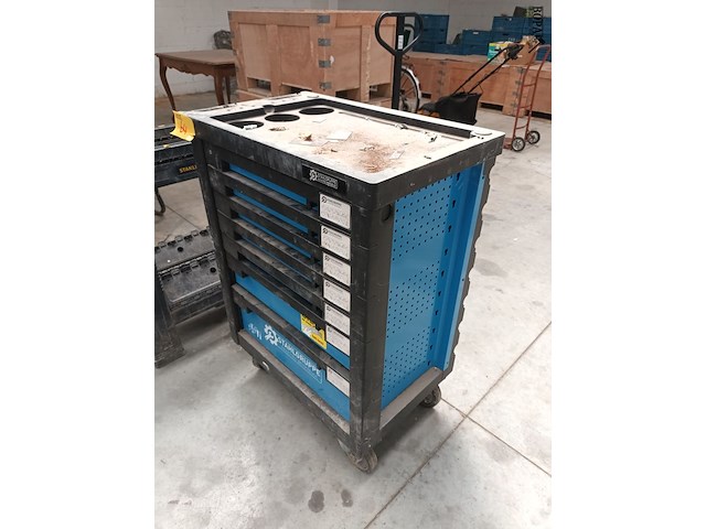 Lot 64 - gevulde materiaalkar stahlgrüppe - afbeelding 2 van  9