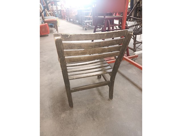 Lot 64 - kinderstoel - afbeelding 2 van  3