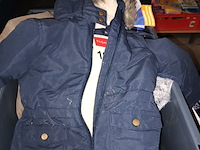 Lot 64 - kledij - afbeelding 5 van  5