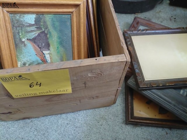 Lot 64 - lot oude houten kaders - afbeelding 2 van  5