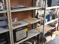 Lot 64 - metalen rek - afbeelding 1 van  2