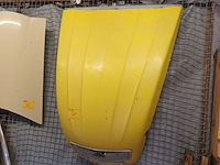 Lot 64 - motorkap citroën 2pk - afbeelding 1 van  3