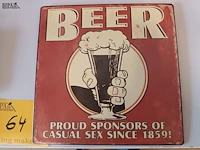 Lot 64 - reclame bord beer - afbeelding 2 van  3