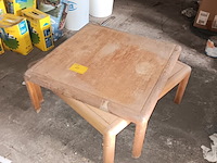 Lot 64 - salontafel. 2 stuks - afbeelding 1 van  1