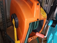 Lot 64 - tuinslang op haspel - afbeelding 2 van  2