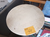 Lot 64 - tuintafel - afbeelding 2 van  4