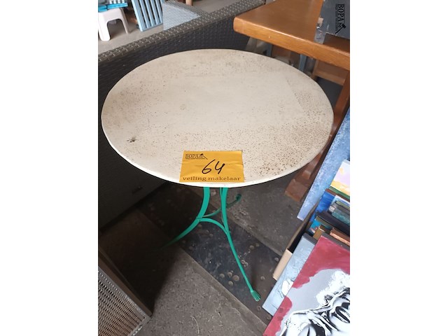 Lot 64 - tuintafel - afbeelding 4 van  4