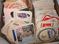 Lot 64 - vintage bierviltjes. 1 doos - afbeelding 2 van  8