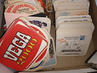 Lot 64 - vintage bierviltjes. 1 doos - afbeelding 3 van  8