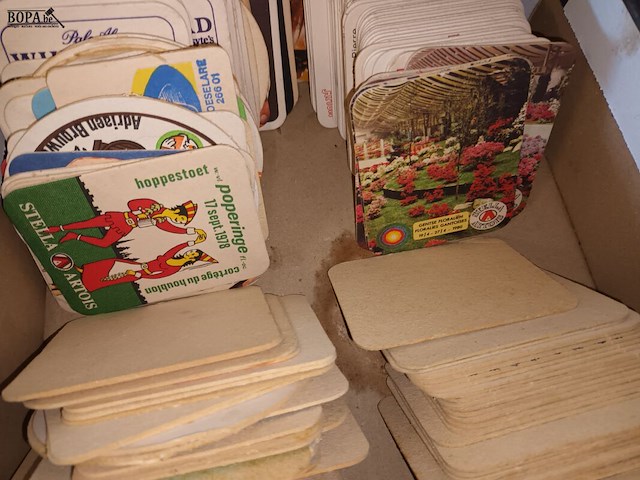 Lot 64 - vintage bierviltjes. 1 doos - afbeelding 6 van  8