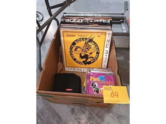 Lot 64 - vinyl lp’s en muziek cd’s - afbeelding 1 van  6