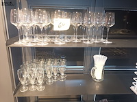 Lot 64 - wijnglazen. 38 stuks - afbeelding 3 van  3