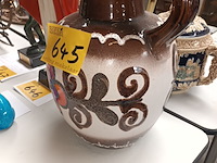 Lot 645 - sierkan - afbeelding 2 van  4