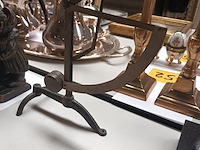 Lot 648 - brievenweegschaal - afbeelding 2 van  3