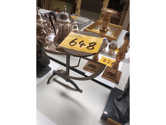 Lot 648 - brievenweegschaal - afbeelding 3 van  3