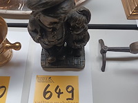 Lot 649 - beeld 2 kindjes - afbeelding 3 van  4
