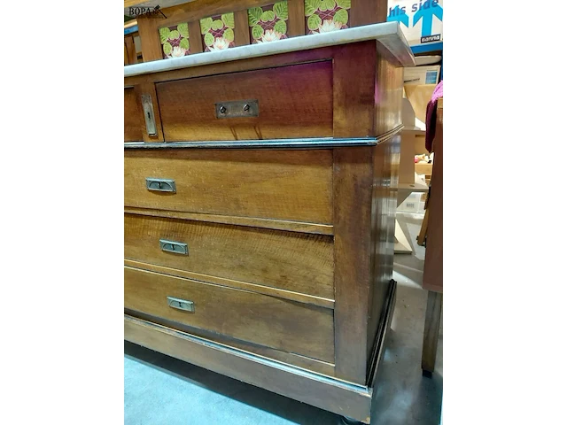 Lot 65 - antiek meubel commode met keramische tegels en marmeren blad - afbeelding 4 van  5