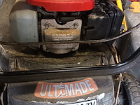 Lot 65 - benzine grasmaaier ultimade - afbeelding 2 van  4