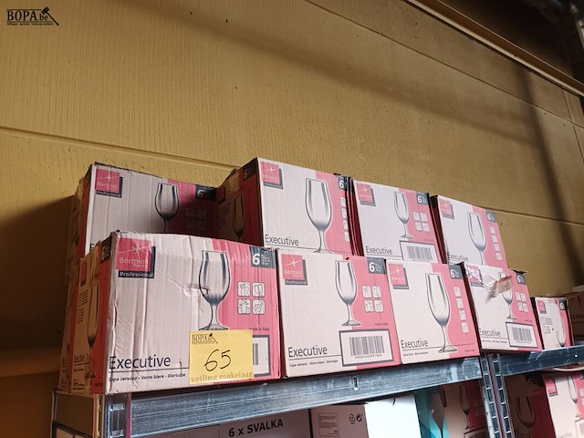 Lot 65 - bierglazen in doos. 14 stuks - afbeelding 1 van  2