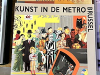 Lot 65 - bisdom brugge +kunst inn de metro brussel +esthetische spieg - afbeelding 1 van  11