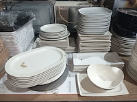 Lot 65 - borden en kommetjes - afbeelding 4 van  5