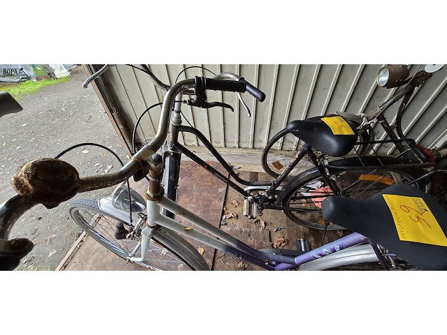 Lot 65 - damesfietsen 3 stuks - afbeelding 5 van  5