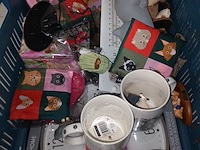 Lot 65 - decoratie met poezen - afbeelding 5 van  6