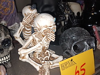 Lot 65 - decoratie met schedels. 15 stuks - afbeelding 3 van  4